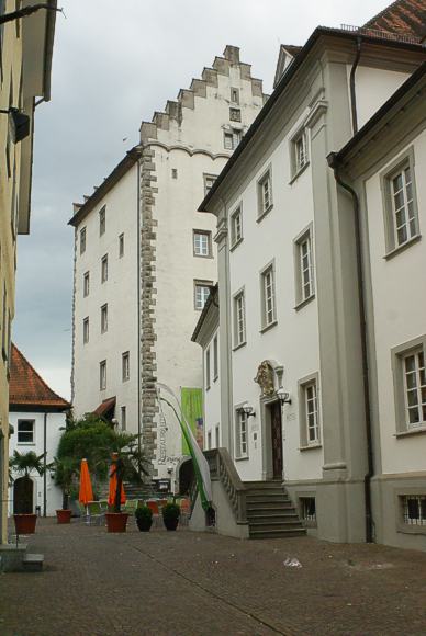 Der fünfstöckige Turmbau das Alten Schlosses