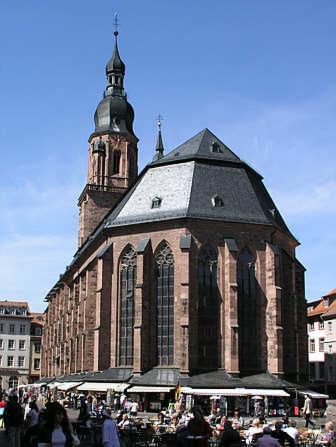 Chor der Heiliggeistkirche vom Marktplatz aus gesehen