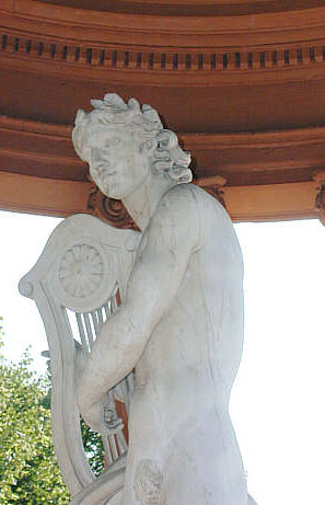 Figur des Apollo