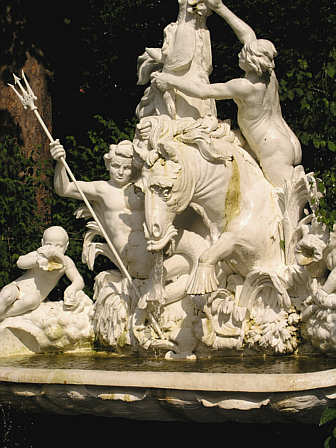 Seepferdbrunnen, Detail