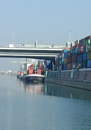Mannheim, Containerhafen
