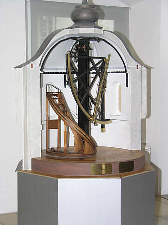 Modell der 1788 durch Abt Romuald Weltin errichteten Sternwarte, einem Zeugnis für den naturwissenschaftlichen Ehrgeiz der Äbte