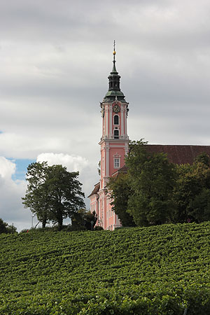 Klosterkirche Birnau auf der Terrasse über dem Bodensee