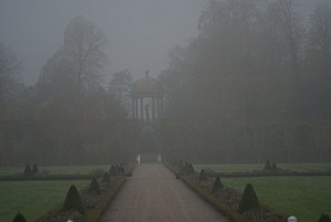 Schlossgarten Schwetzingen, Apollotempel im Nebel